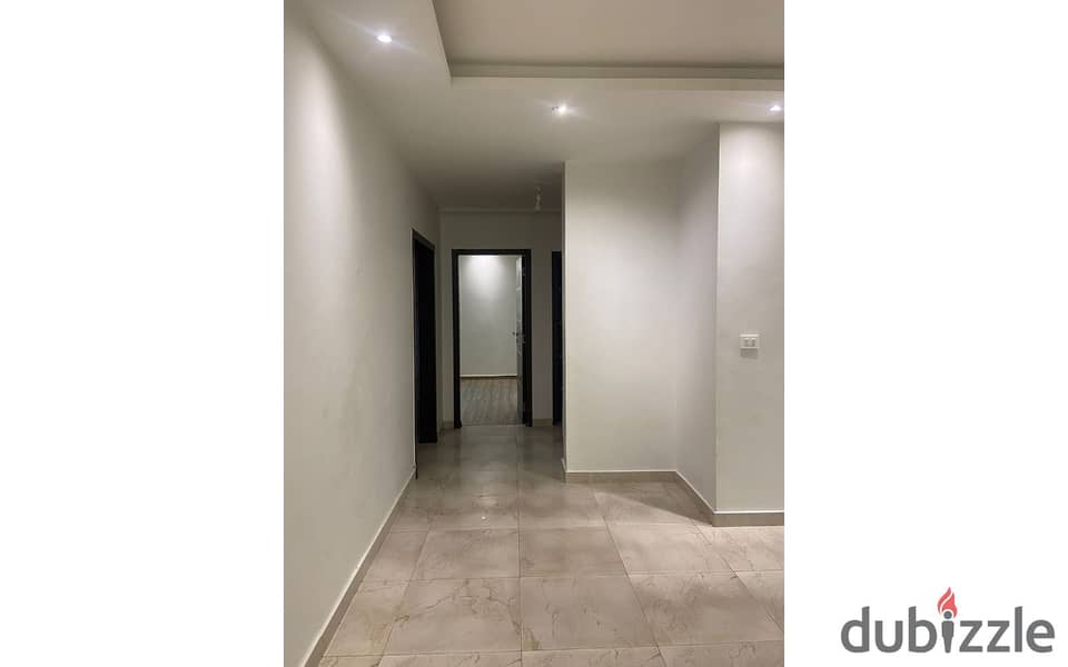 Distinctive Apartment for Rent in the 1 District / شقه مميزه للايجار في الحي الاول التجمع الخامس 8