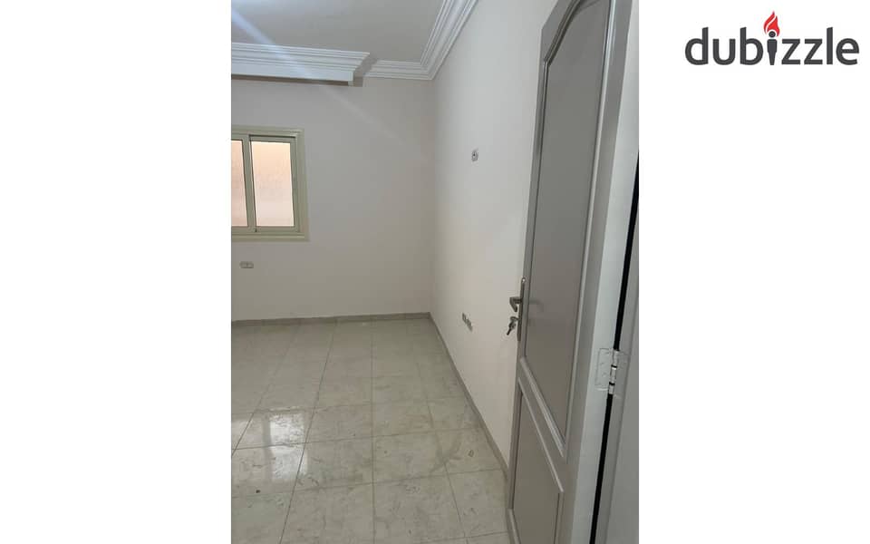 Penthouse in the Fifth Settlement, First District / بنتهاوس بالتجمع الخامس الحي الاول ڤيلات 2