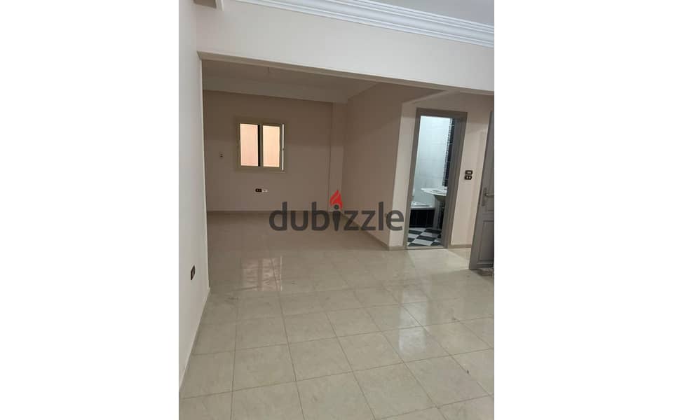 Penthouse in the Fifth Settlement, First District / بنتهاوس بالتجمع الخامس الحي الاول ڤيلات 15