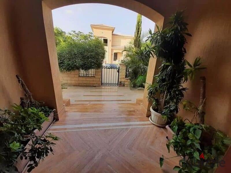 Villa for sale, 290 sqm, in installments, with a distinctive view, in Stone Park Compound 10