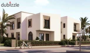 Quattro Villa for sale, 143 m, ground floor + first floor, in Taj City Compound, Origami Golf Phase, New Cairo, with a down payment of 825 thousand 0