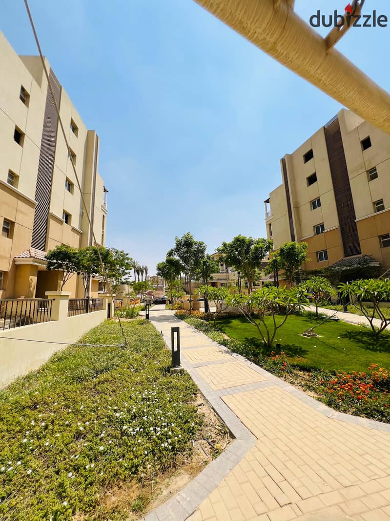 Your entire apartment has a garden view in Sarai, a 130m apartment with two rooms and a large garden of 322m in the Esse phase in Sarai Compound in Ne 10