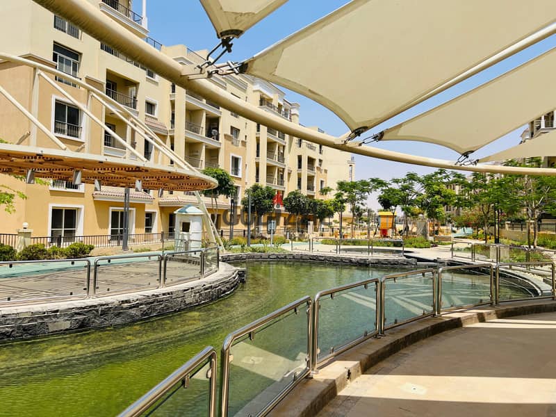 Your entire apartment has a garden view in Sarai, a 130m apartment with two rooms and a large garden of 322m in the Esse phase in Sarai Compound in Ne 19