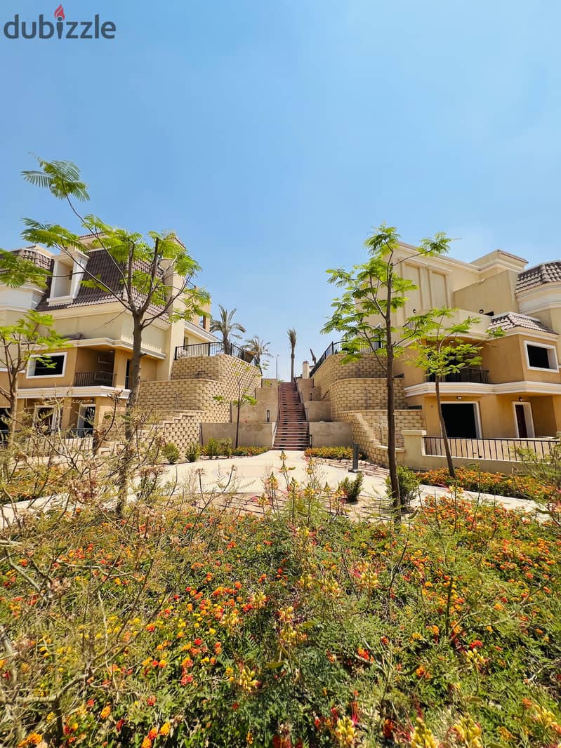 Your entire apartment has a garden view in Sarai, a 130m apartment with two rooms and a large garden of 322m in the Esse phase in Sarai Compound in Ne 21