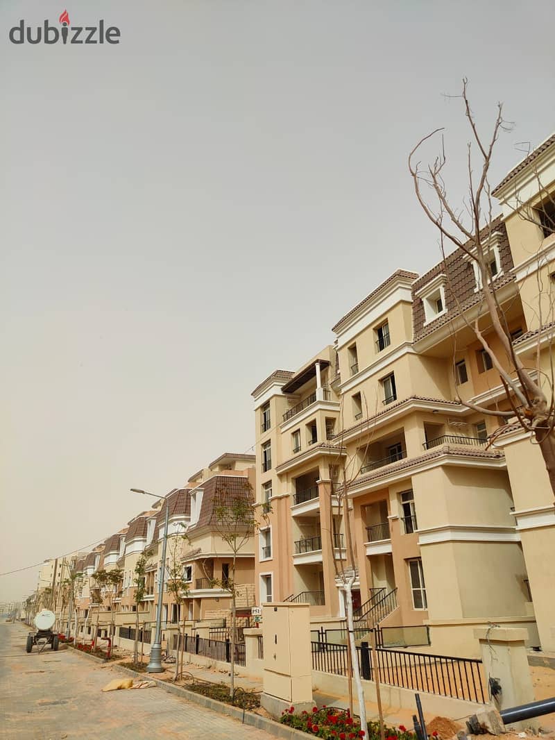 Studio for sale, wall by wall, Madinaty, with a 5% down payment and installments over 8 years, in Sarai Compound, area 65 m, with a 31 m private garde 13