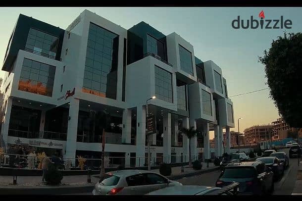 An administrative office in Degla, Maadi, at a fixed price and 3 years in installments 1