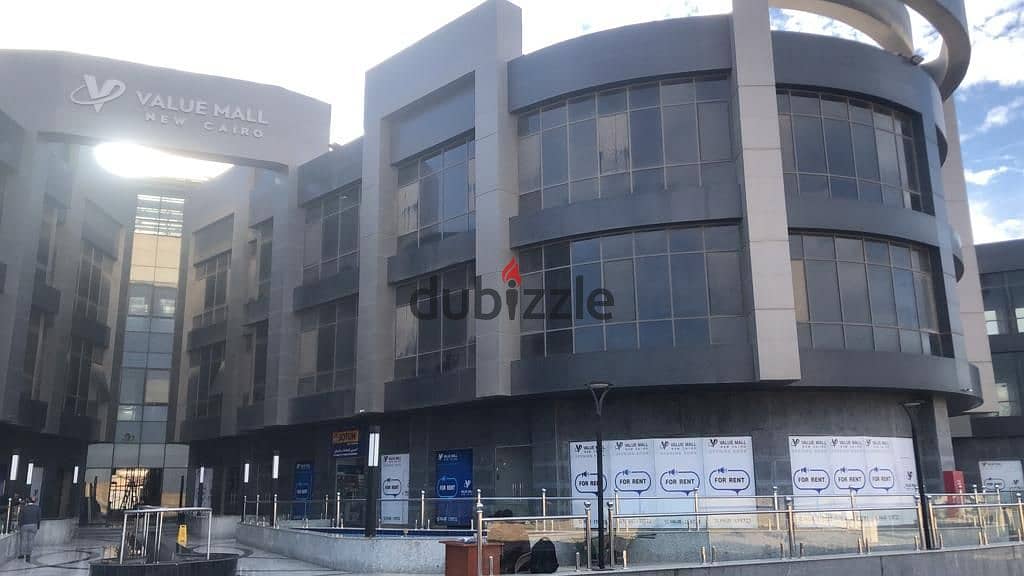 Immediate pick-up shop with facilities at Value Mall, Fifth Settlement, on the main Gezira Street, ground circle, at the entrance to the mall 16