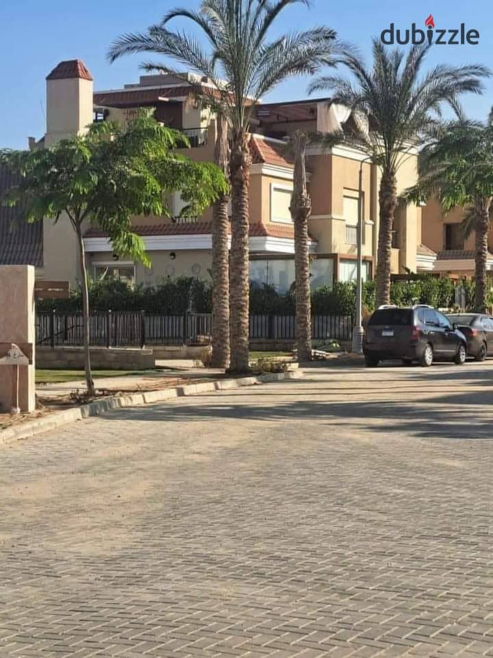 Standalone villa 198 m ground floor, first floor and roof for sale, with direct view, distinguished location in Sarai Compound in Mostakbal City, with 16