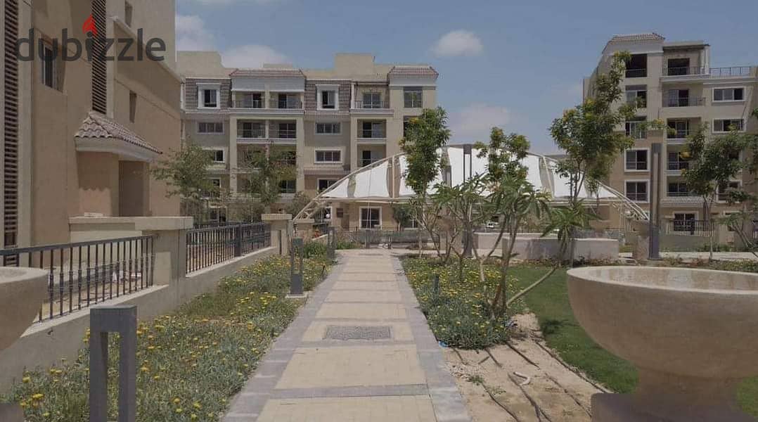 Two-bedroom apartment, 110 m, sea view, repeated floor, with a wonderful view, in the Esse phase of Sarai Compound. The phase enjoys green spaces and 14