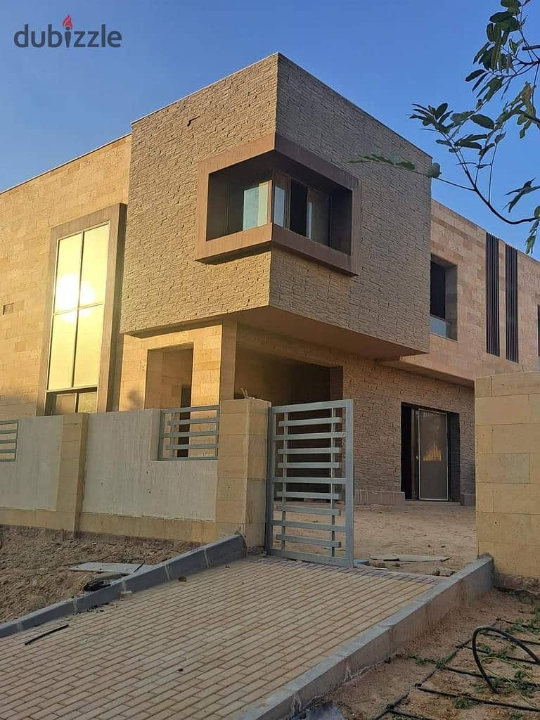 Duplex for sale in El Tagamoa, 208 m, very distinctive division, with a view, Origami Golf phase, in Taj City Compound, on Suez Road, with a 5% down p 21