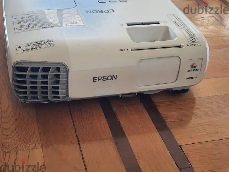 Data Show projector Epson model EB-965H بروجيكتور داتا شو ماركه ابسون 2