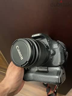 camera 600D with battery grip and lens 18-55 0