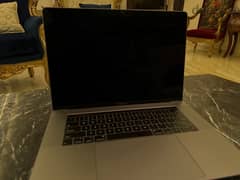 Apple MacBook Pro  2019 0