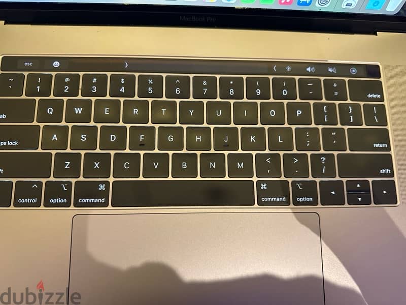 Apple MacBook Pro  2019 3