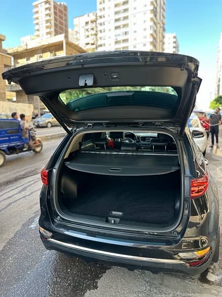 Kia Sportage 2020 90,000km 5