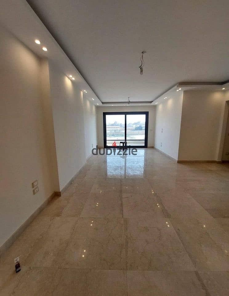 3 bedrooms, finished with kitchen, air conditioners, marble and garage, inside a hotel-managed compound from Concorde El Salam, the best management co 9