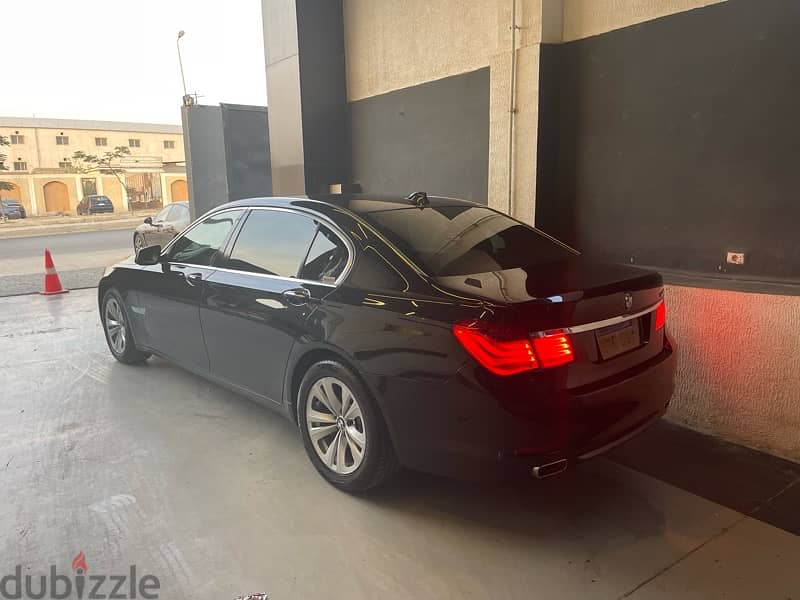 BMW 740 2010 3