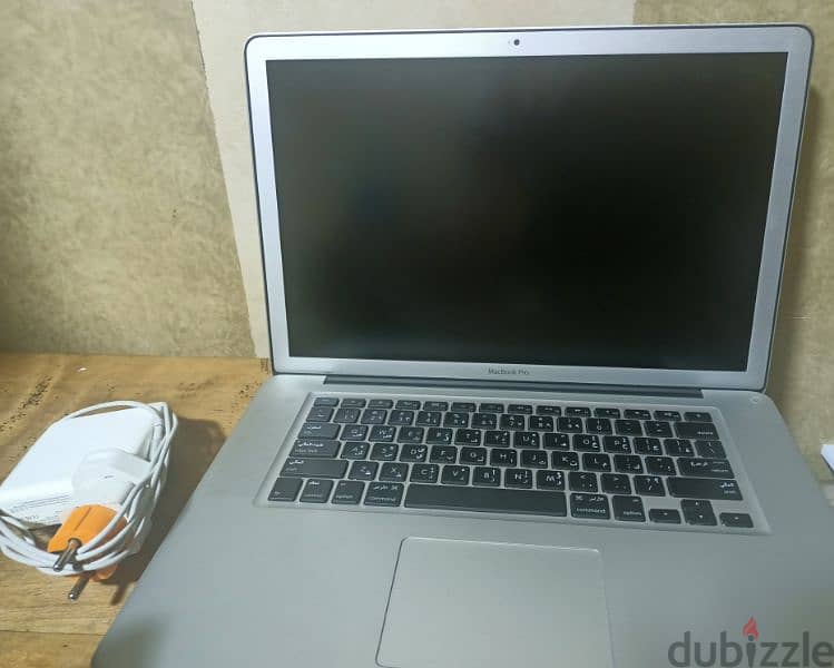 MacBook Pro 1