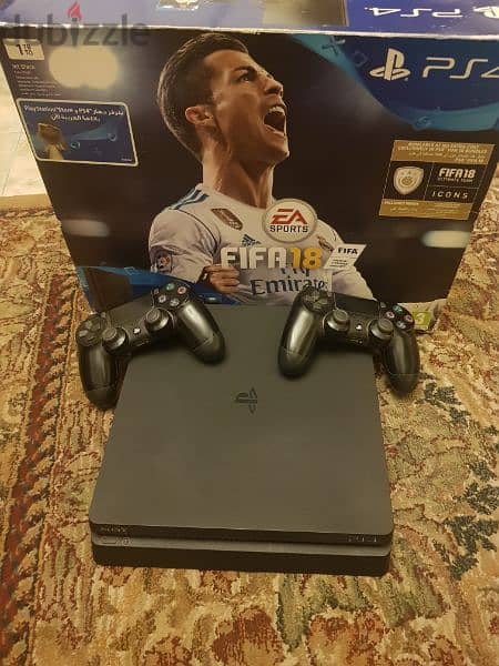 ps4 slim 1TB 2 original controllers like new 1