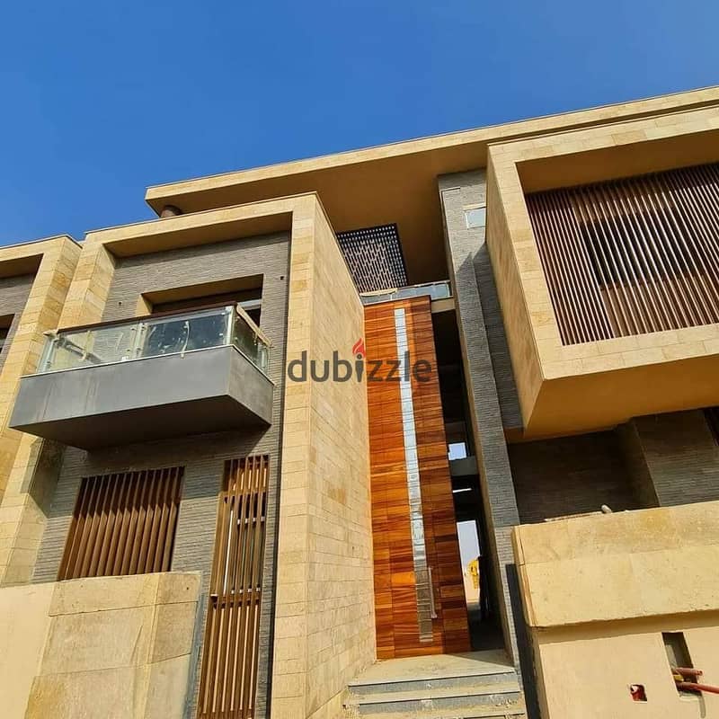 villa 300m Full Garden view - Taj city new cairo for sale 4