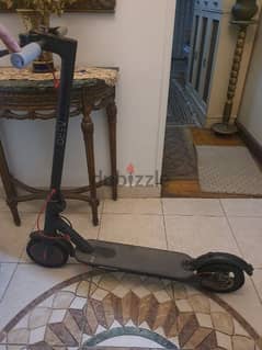 Aero-z1 electric scooter  للبيع