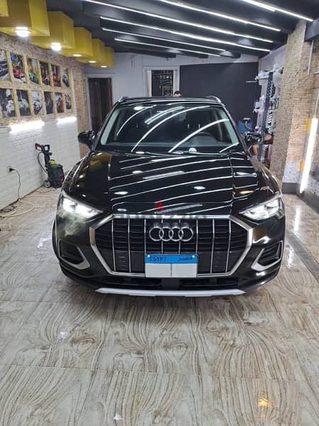 Audi Q3 2021 Advanced 1