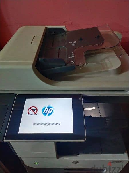 طابعة HP LaserJet Enterprise MFP M725 1