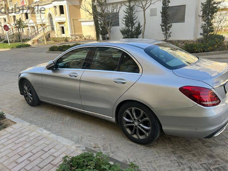 Mercedes-Benz C180 2016 4