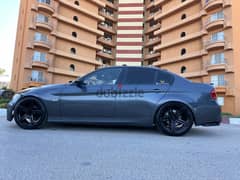 Bmw e90 320 2007 راشه حزام قابل للازاله  عدا السقف(فابريكا) 0