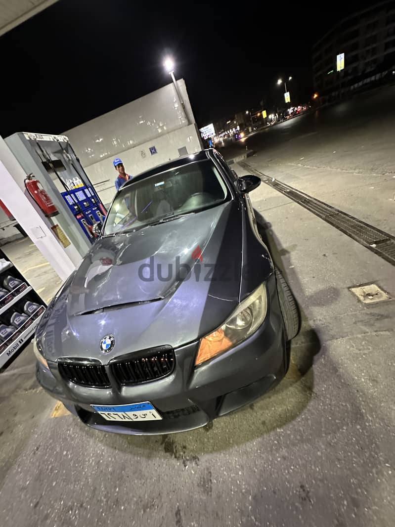 Bmw e90 320 2007 راشه حزام قابل للازاله  عدا السقف(فابريكا) 1