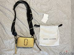 Marc Jacobs Snapshot in Gold/Navy Blue