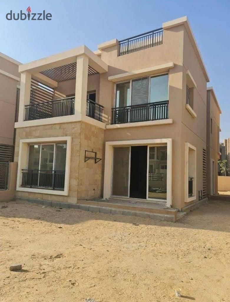 Quattro villa for sale in the best community in the First Settlement, in installments over 8years, with a huge discount of 42%, with a down payment of 4