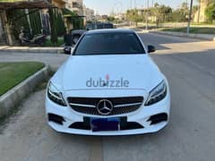 Mercedes-Benz C180 AMG 2019 Night Package