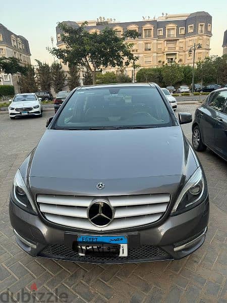 Mercedes-Benz B180 2015 6