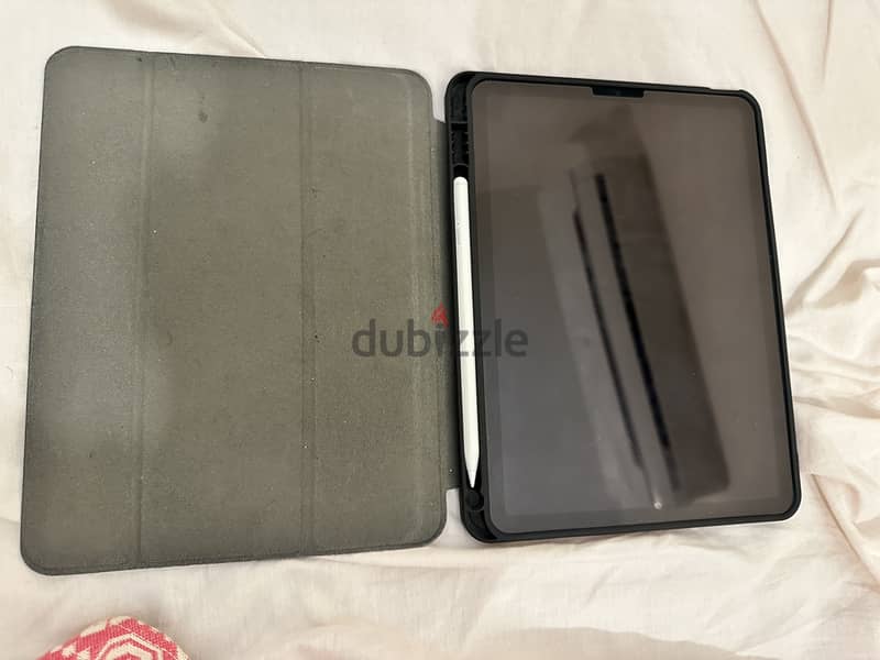 Ipad Air 64 GB  5th Gen  98% Battery + Anker Pencil 1