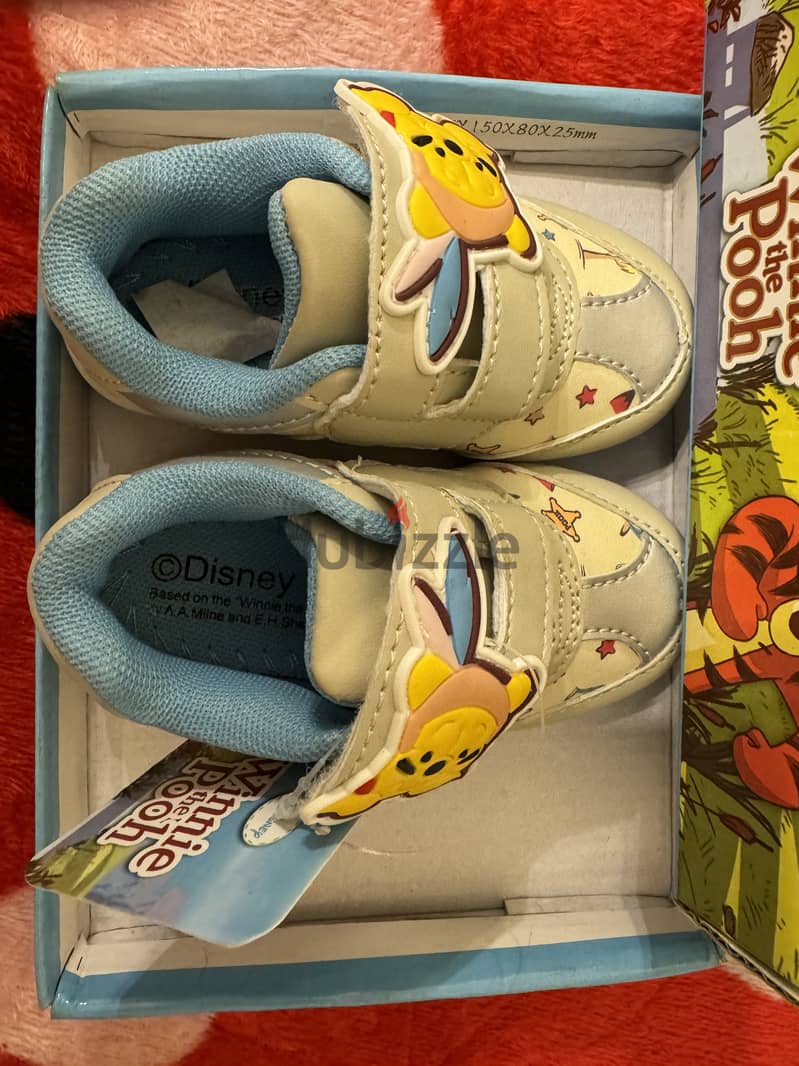 Disney shoes جزمة البيبى تحفة جديدة وً مريحة جدا 1