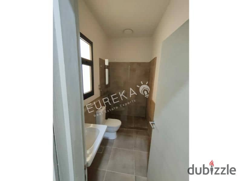 Town House ready to move 160m for sale in AlBurouj 7