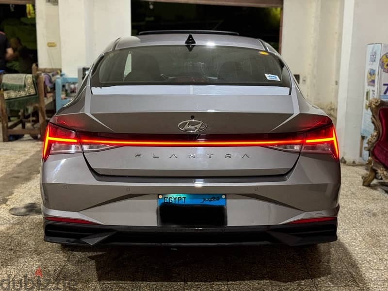 هيونداي إلينترا 2021 Hyundai Elantra 1