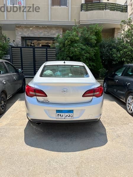 Opel Astra 2019 1