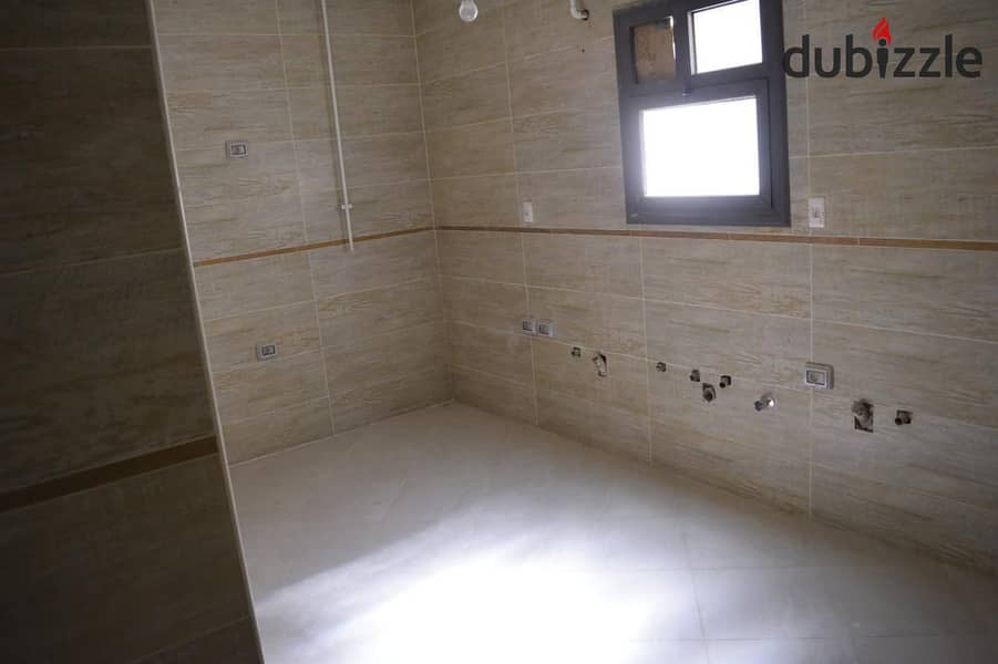 Penthouse in Dyar View swimming pool, 251.8 square meters, two floors with internal stairs (189.8 square meters+154.8 square meters first floor 6