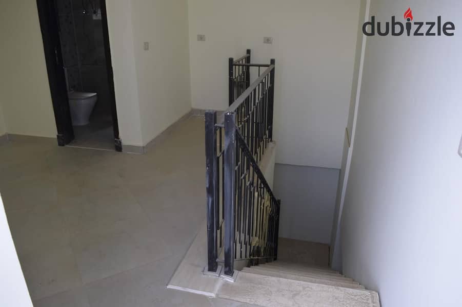 Penthouse in Dyar View swimming pool, 251.8 square meters, two floors with internal stairs (189.8 square meters+154.8 square meters first floor 16