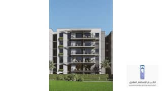 With a 25% discount in the Golden Square area. . 3-room apartment for sale in installments, in Isola Quattro. 0