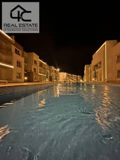 With a down payment and installments  own a chalet of 85 meters, finished, in Sea View 0