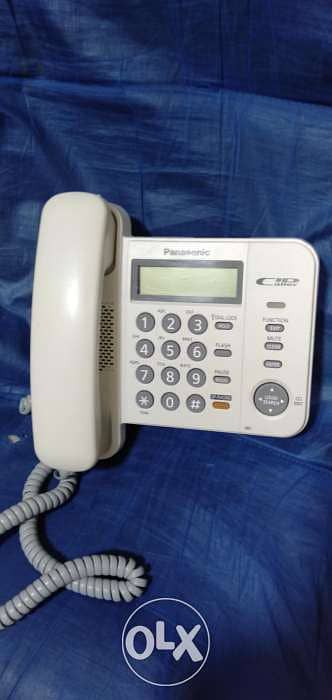 تليفون ارضي اسبيكرفون وشاشة اظهار ل سنترال باناسونيك  KX-TS580