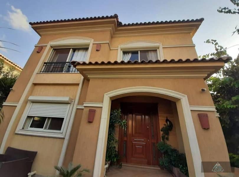 The best villa for sale in the Fifth Settlement in Stone Park - new cairo 1