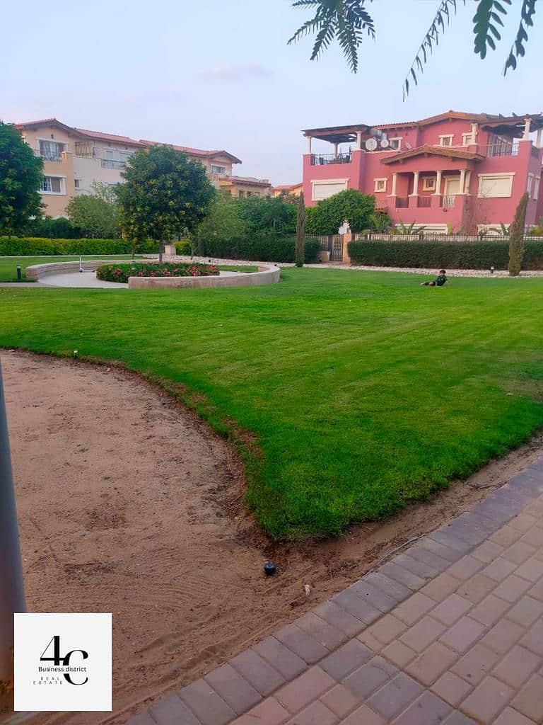 The Lowest Price Of Townhouse 215m For Sale With Special View On Landscape With Installments In Hyde Park Fifth Settlement 1