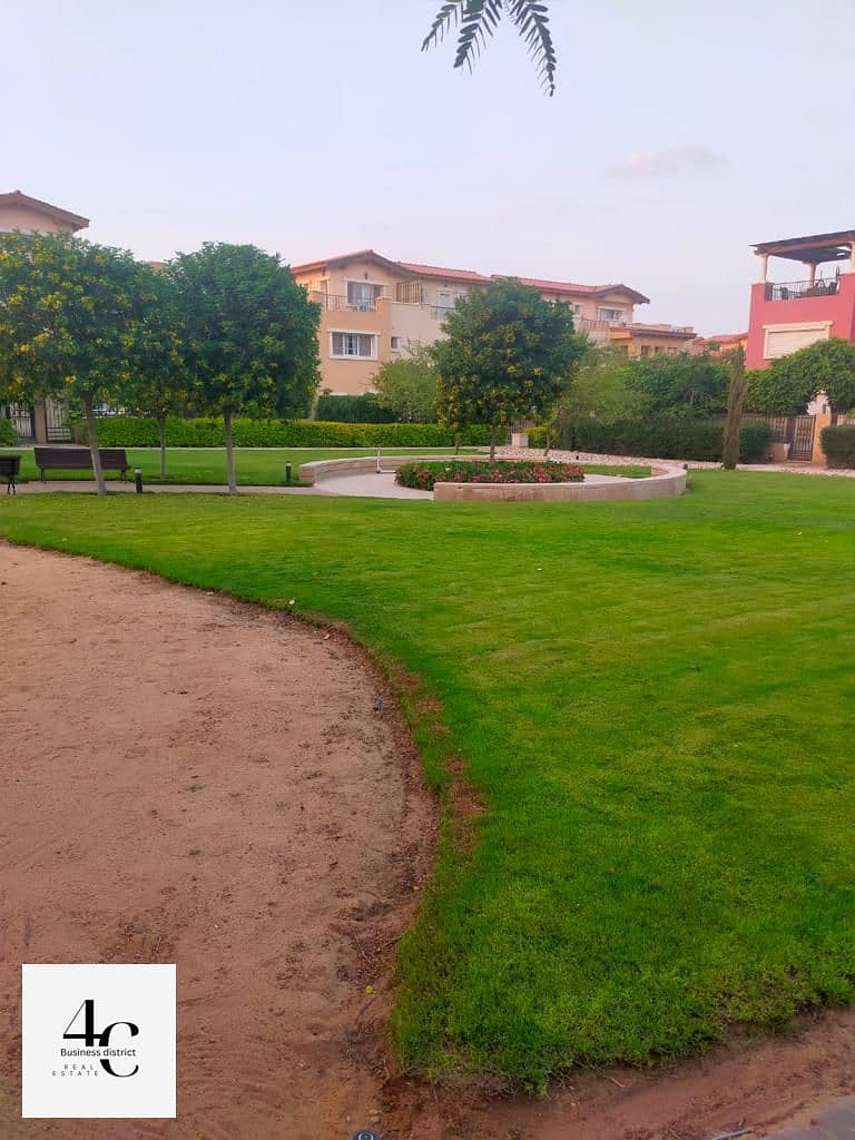 The Lowest Price Of Townhouse 215m For Sale With Special View On Landscape With Installments In Hyde Park Fifth Settlement 2