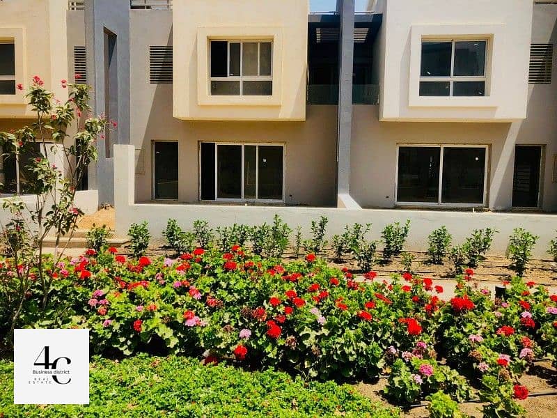 Modern Middle Townhouse 208m For Sale At The Lowest Price With A Prime View In The Special phase In Hyde Park Fifth Settlement 3