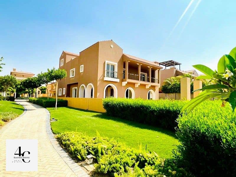 Standalone Villa with View 141 acres Landscape With Installments Over 7 Years 25% Downpayment Delivery Soon In Hyde Park In Fifth Settlement 0