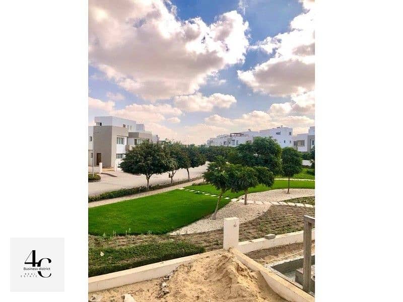 ready to move twin house 330m best view 4 bedrooms modern  view land scape in hyde park 5